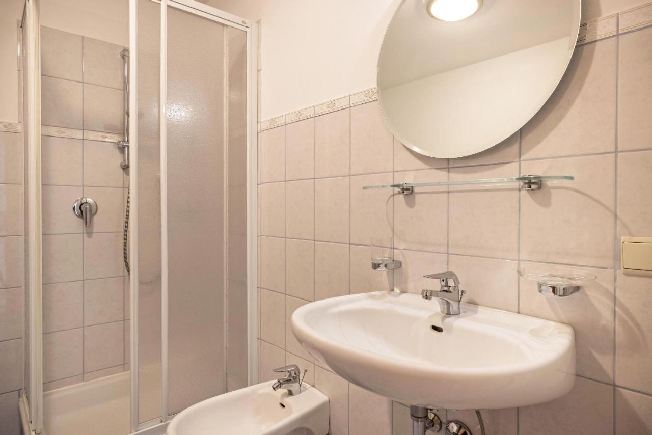 Lettnerhof Bnb Wohnung 5 Монгуельфо Екстер'єр фото